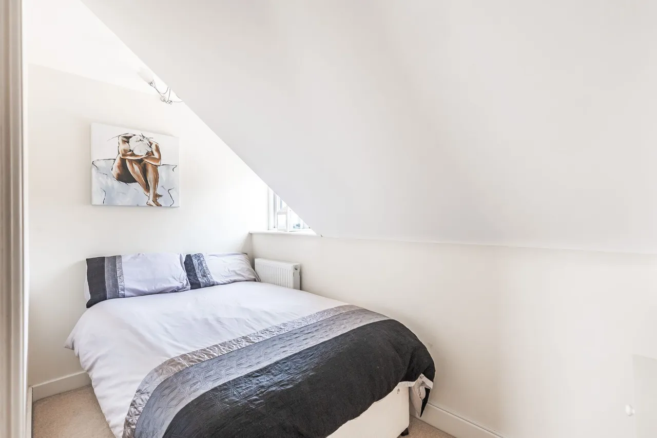 Light-Filled Coach House Conversion i, photo 10