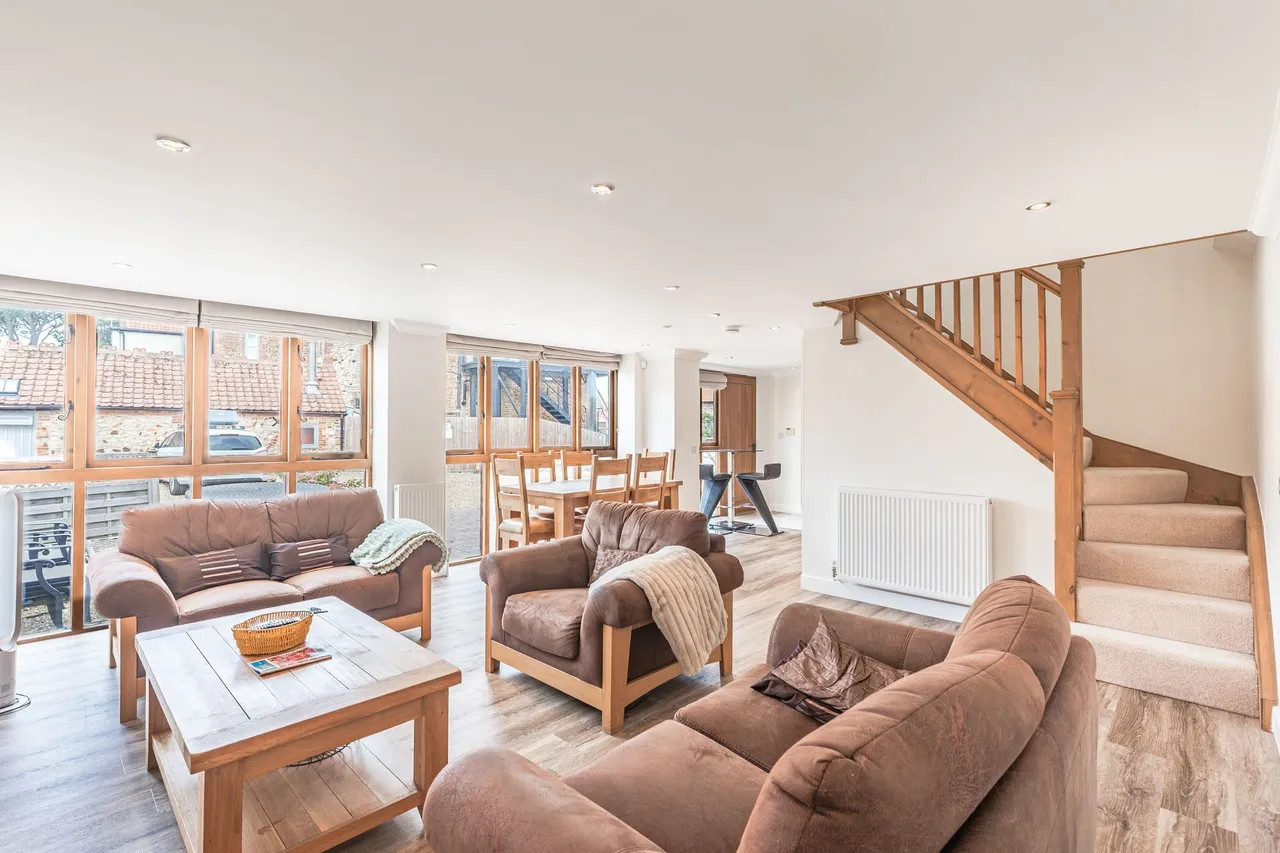 Light-Filled Coach House Conversion i, photo 5