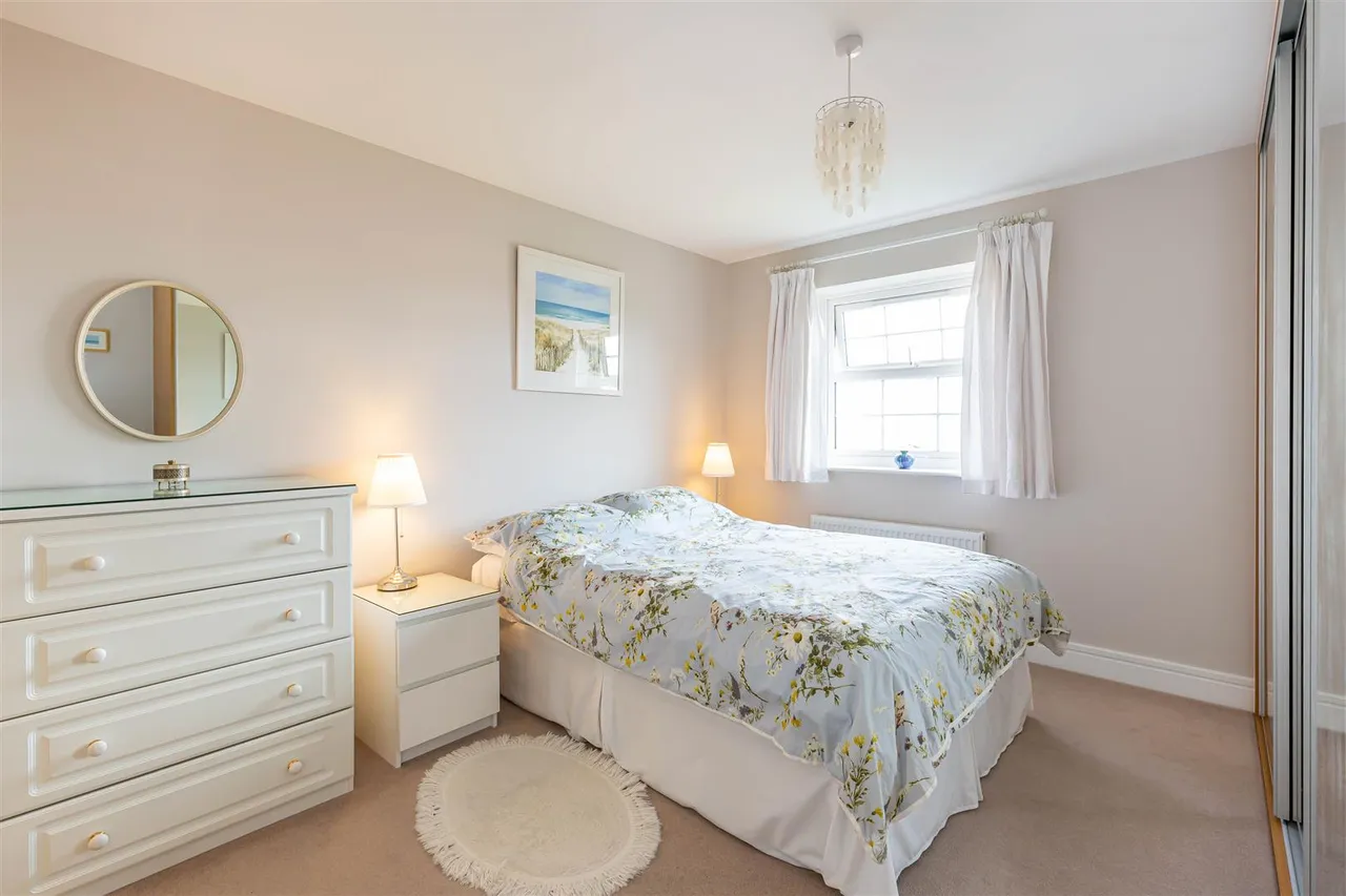 Yew Tree Close, Launton, photo 7