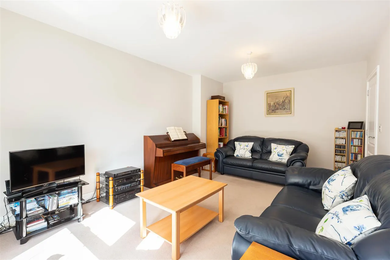 Yew Tree Close, Launton, photo 14