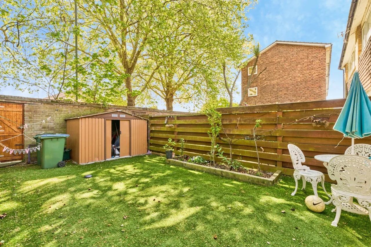 Hotham Close, West Molesey, KT8, photo 18