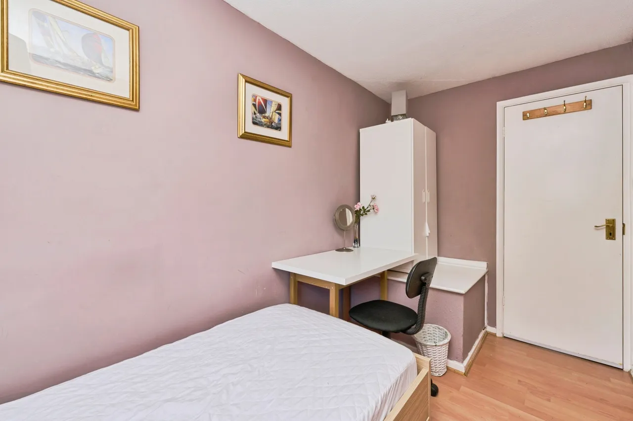 Hotham Close, West Molesey, KT8, photo 14