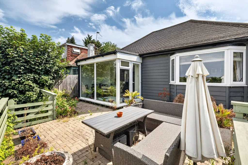 The Ridgeway, Walton-On-Thames KT12 1BH, photo 17