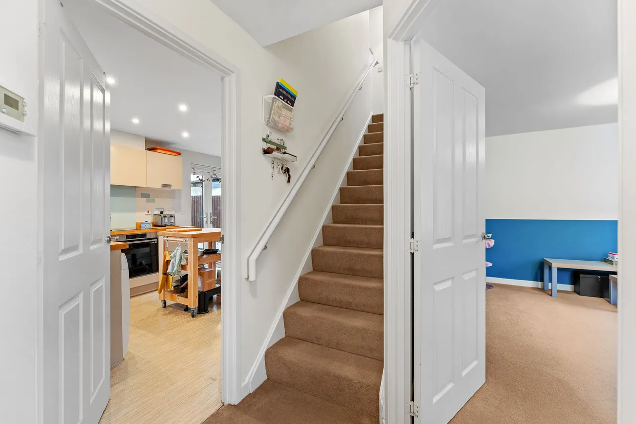 Worsley Close, Castlefields, Runcorn, WA7 2XL, photo 10