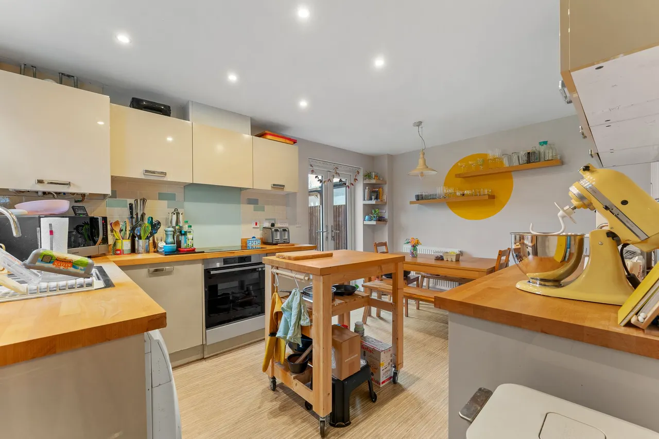 Worsley Close, Castlefields, Runcorn, WA7 2XL, photo 3