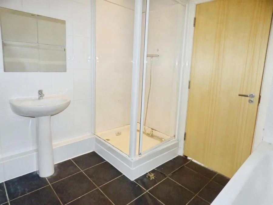 Station Road, Netley Abbey, SO31, photo 13