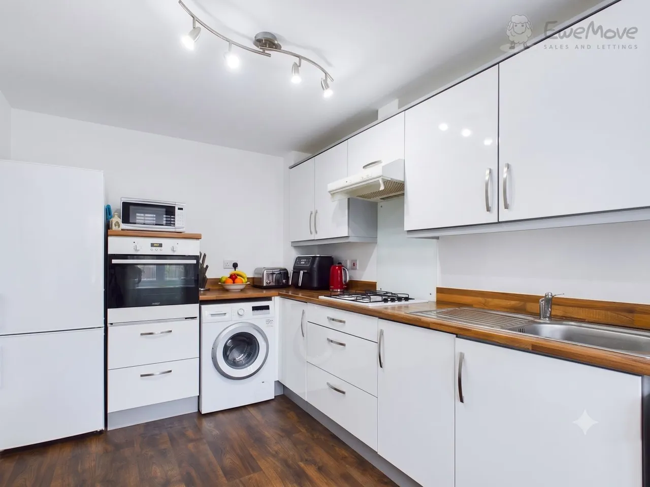 Parlour Mead, Cullompton, EX15, photo 6