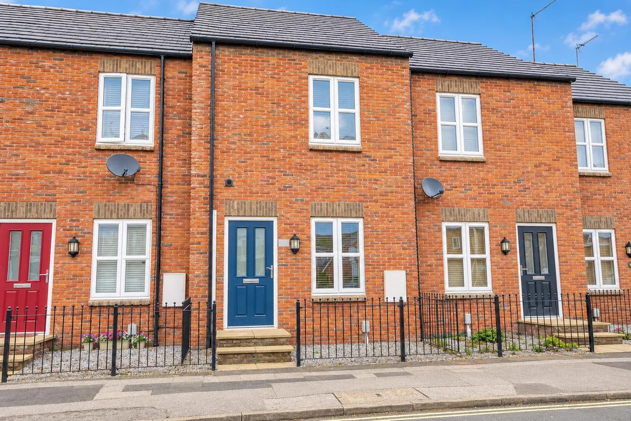 3 bed house to rent, Holme Church Lane, Beverley