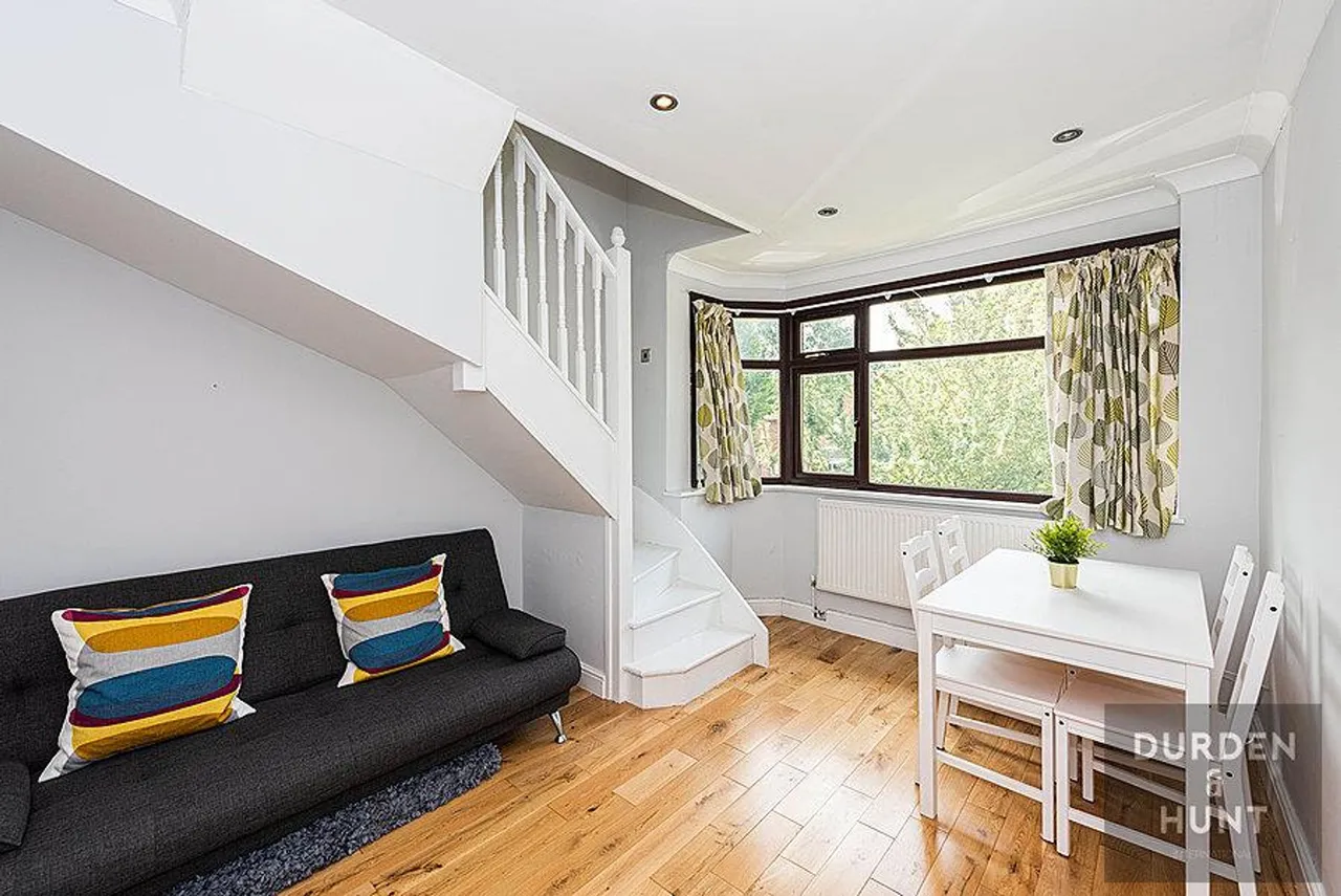 Cheltenham Gardens, Loughton, IG10, photo 7