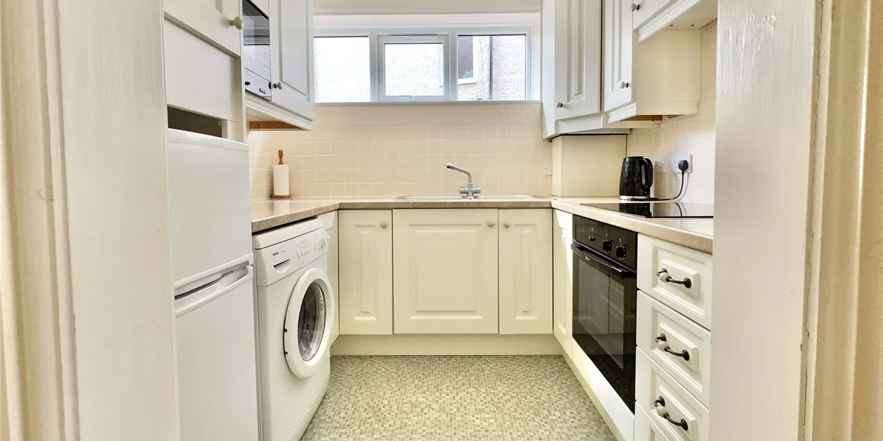 Westbourne Grove, West Kirby, CH48, photo 3