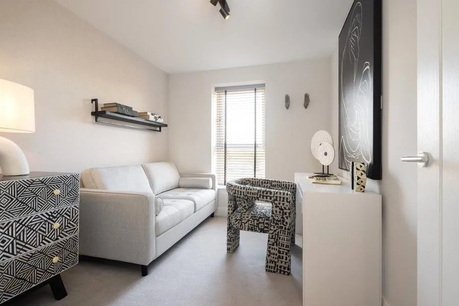 Wheldon Lane, RG40, photo 9