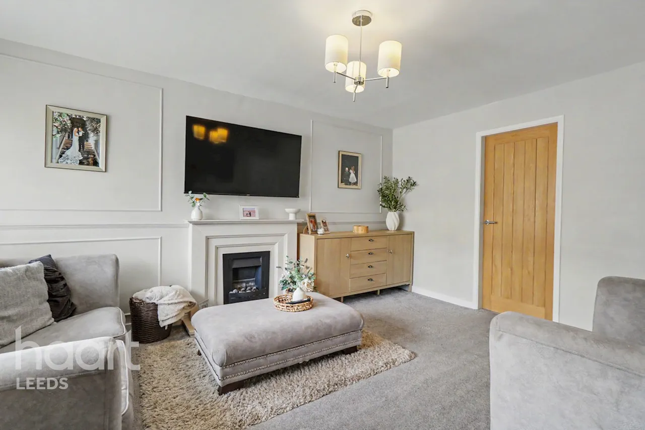 Churchfield Lane, Rothwell, LS26, photo 5