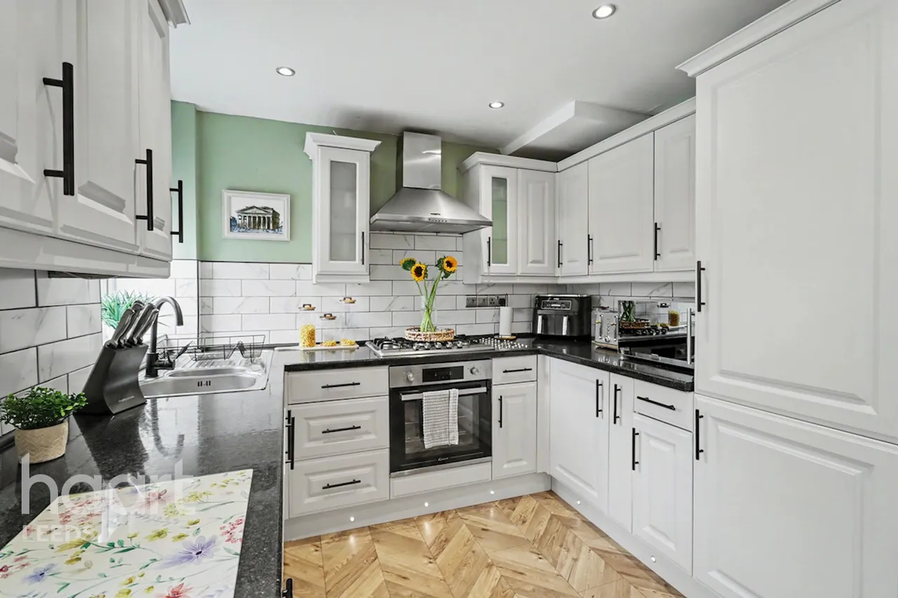 Churchfield Lane, Rothwell, LS26, photo 6