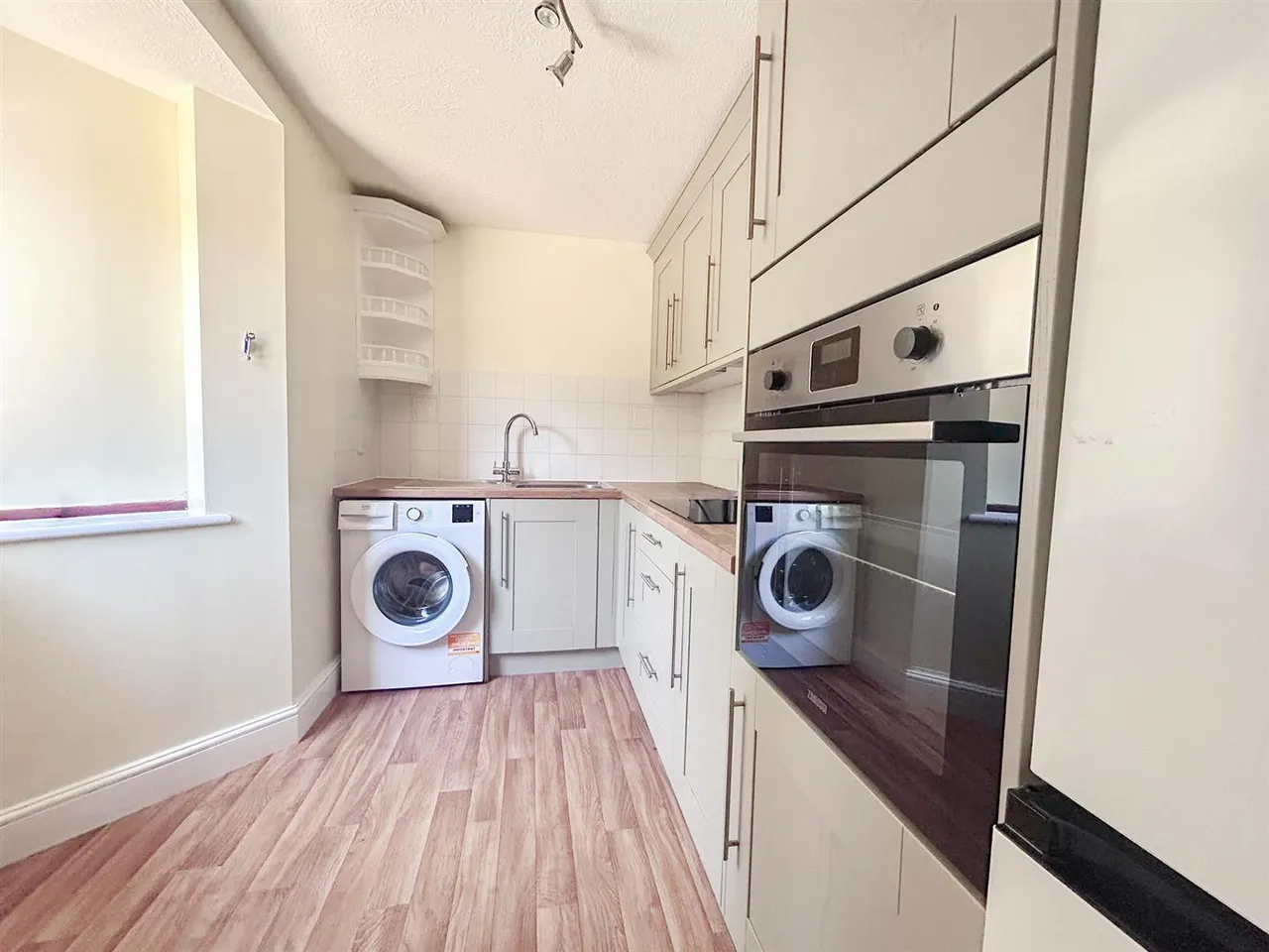 Beaulieu Lodge, Bexhill-On-Sea, TN39 3AD, photo 7