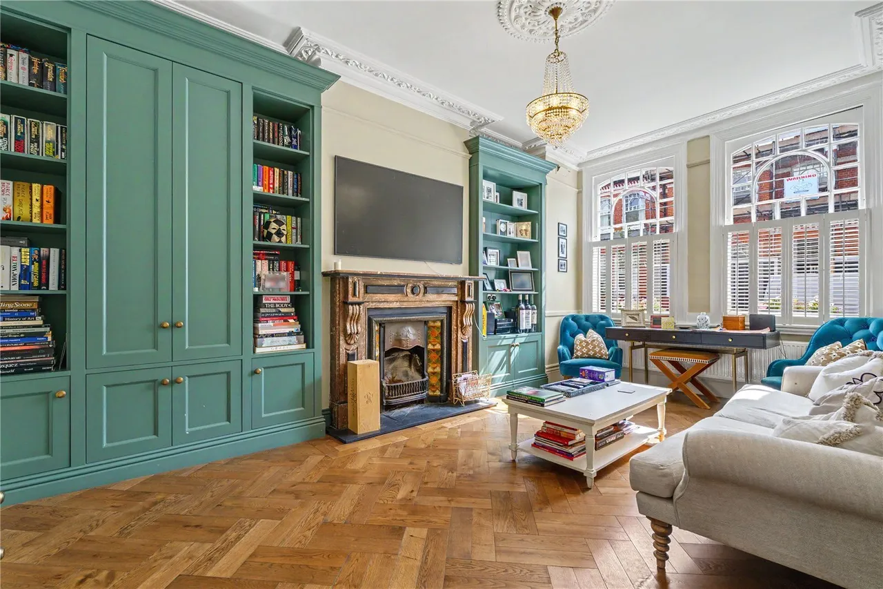 Dafforne Road, London, SW17, photo 2