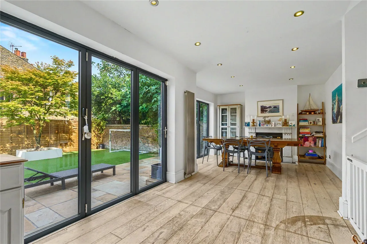 Dafforne Road, London, SW17, photo 4