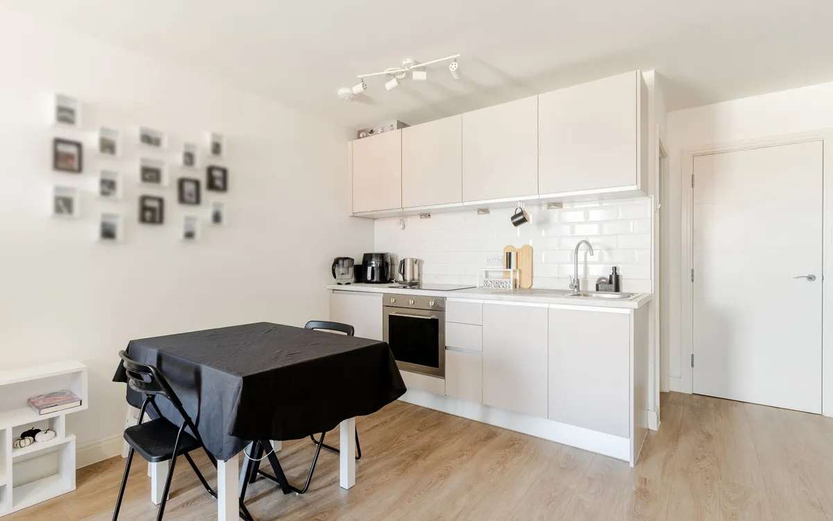 Decourcy House, Central Bristol, BS2, photo 3