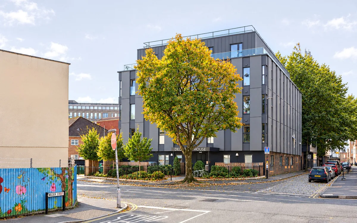 1 bed flat for sale, Decourcy House, Central Bristol, BS2