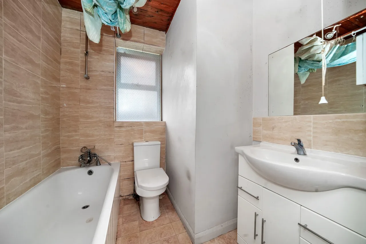 79 Lindsey Road, Dagenham, Greater London, RM8 2RH, photo 15
