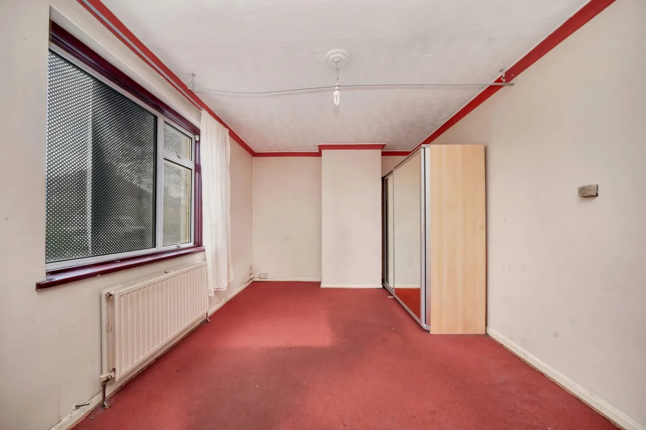 79 Lindsey Road, Dagenham, Greater London, RM8 2RH, photo 10