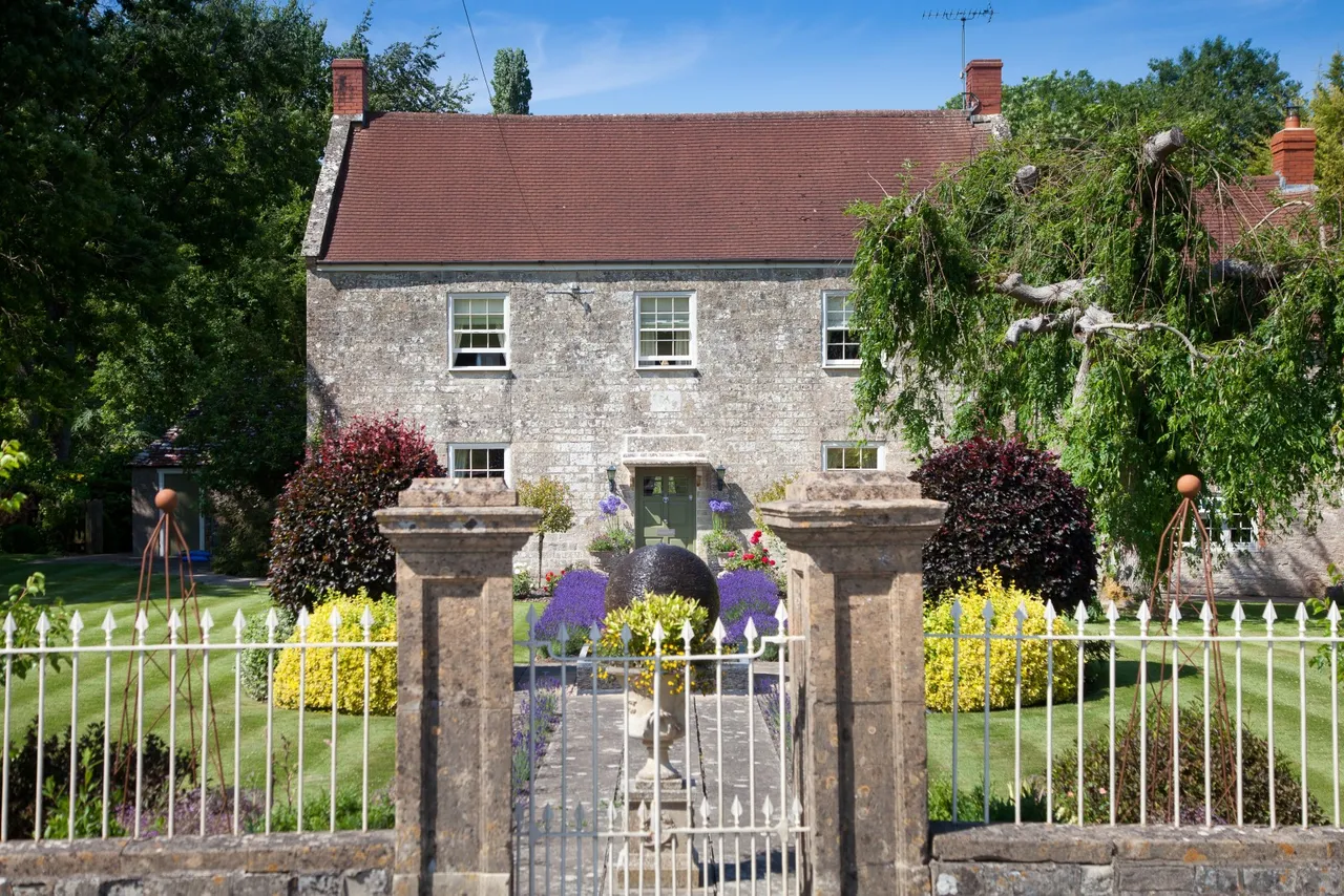 Sutton Parva, Tytherington, Warminster, Wiltshire, BA12 7AF, photo 9