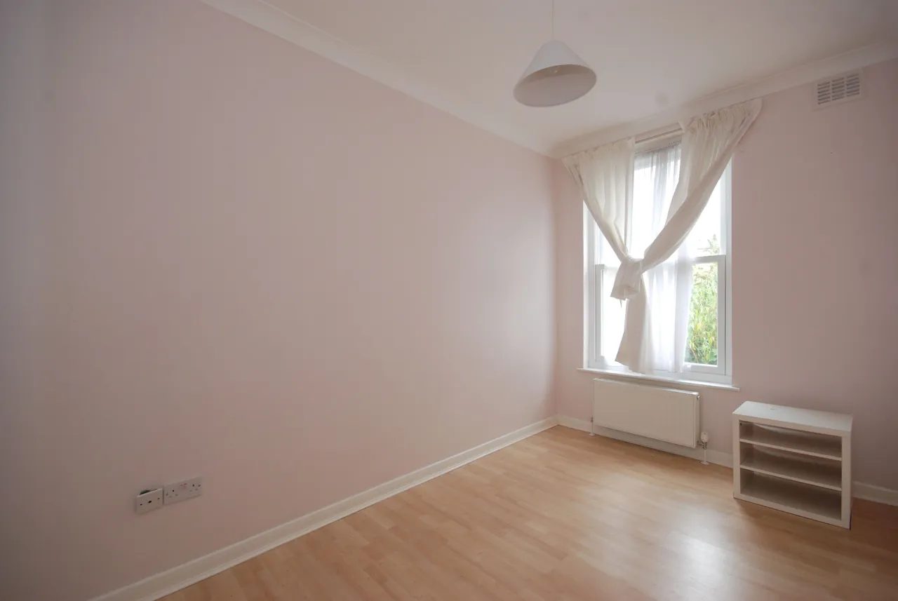 4 Hilltop Court, 14-16 Alexandra Road, London, photo 4