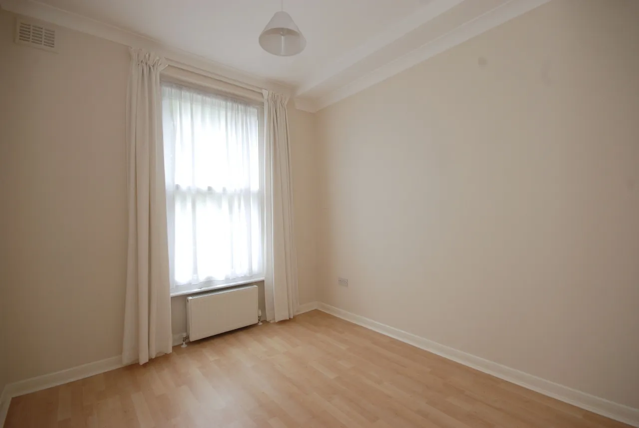 4 Hilltop Court, 14-16 Alexandra Road, London, photo 5