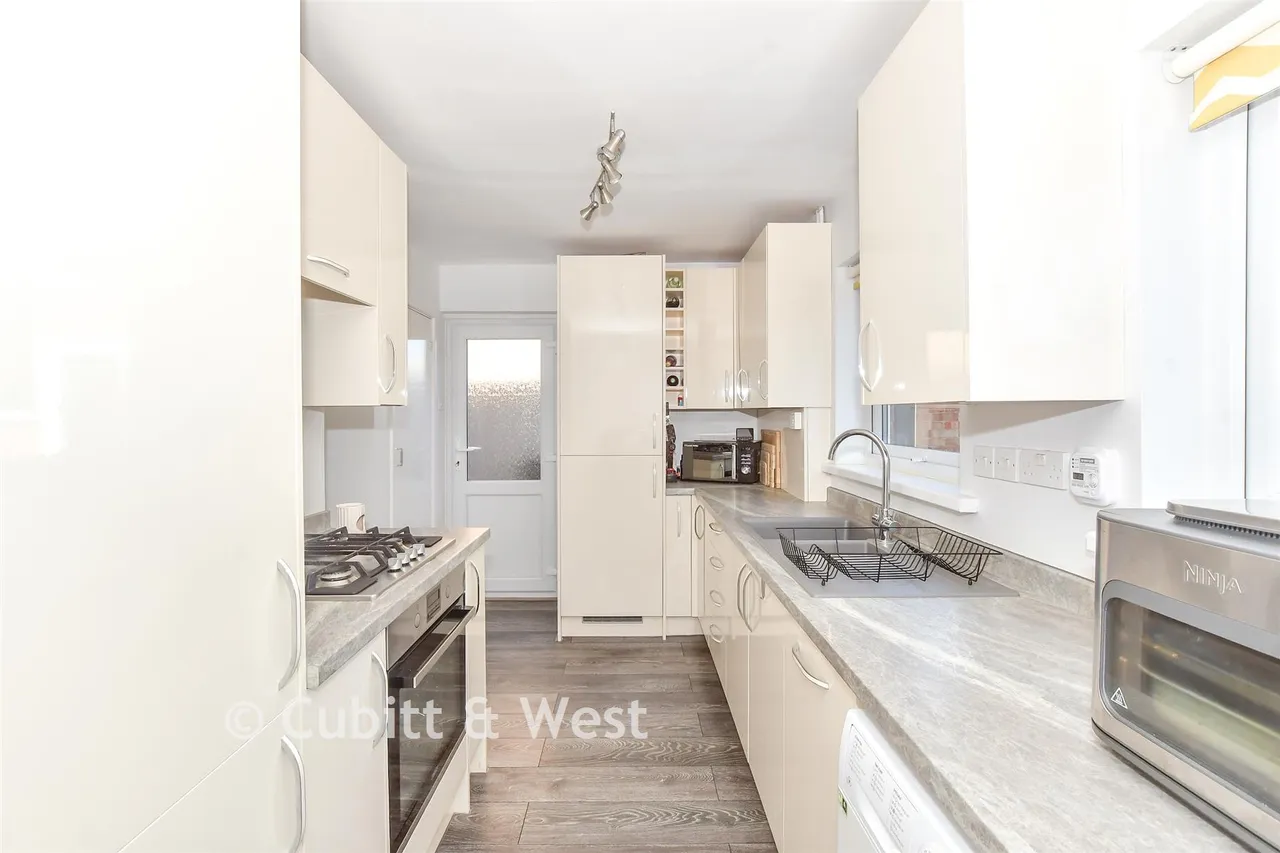 Hooks Lane, Havant, PO9, photo 8