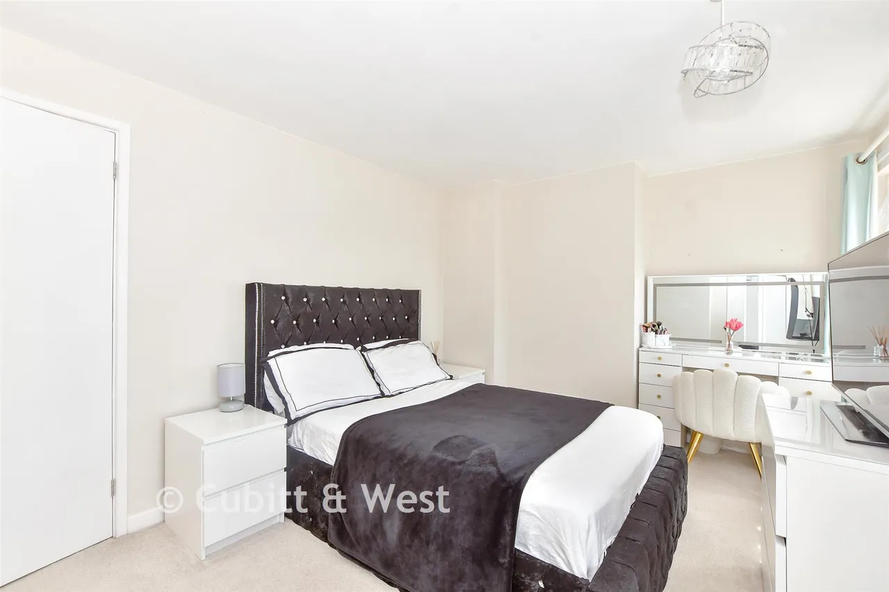 Hooks Lane, Havant, PO9, photo 6