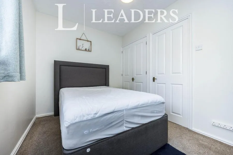 Leafield, Luton, LU3, photo 6