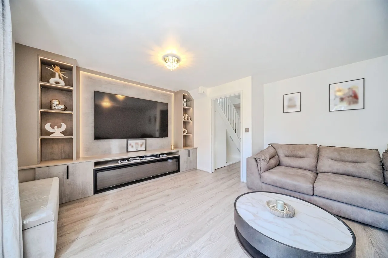 Prince Rupert Drive, Aylesbury, HP19, photo 11