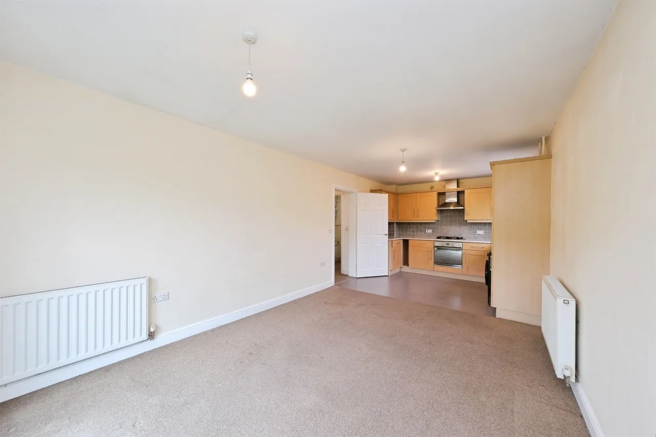 Leatham Avenue, Kimberworth, S61, photo 7