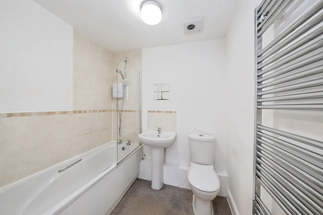 Leatham Avenue, Kimberworth, S61, photo 5