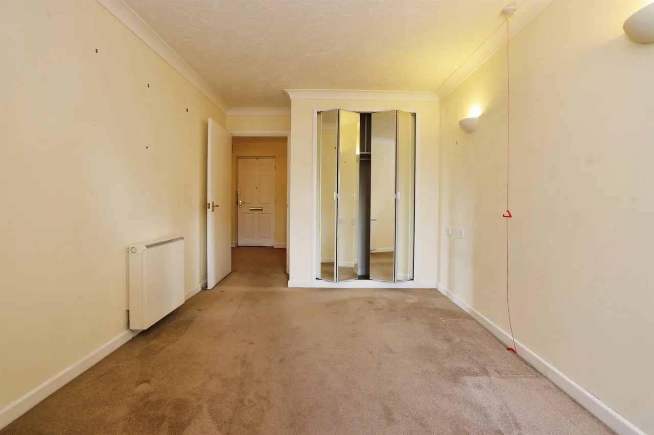 Archers Court, Salisbury, SP1, photo 6