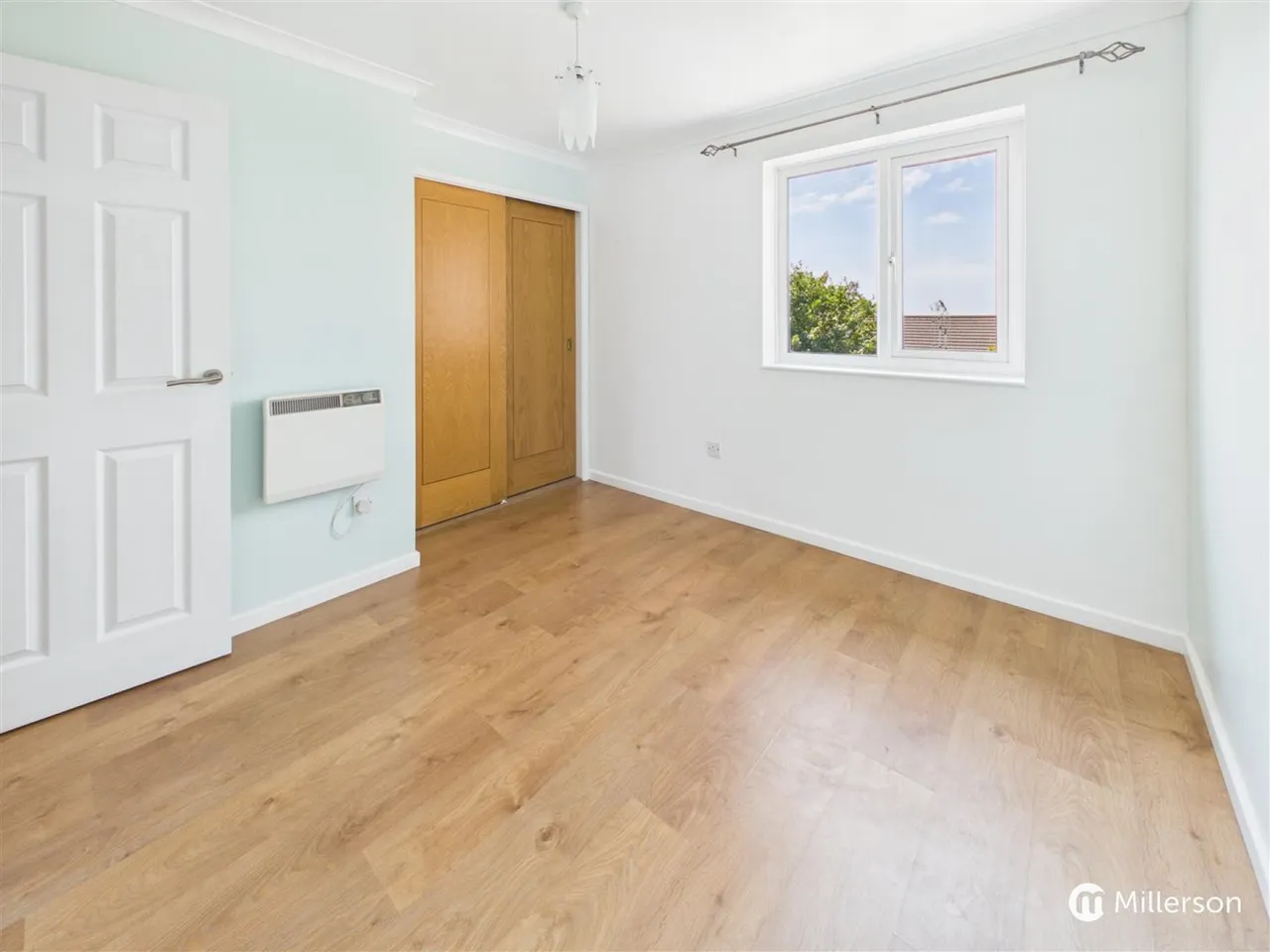 Glendale Crescent, Mount Hawke, TR4, photo 8