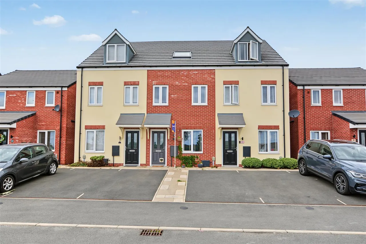 3 bed house for sale, Cherry Blossom Road, Stoke Bardolph, NG14