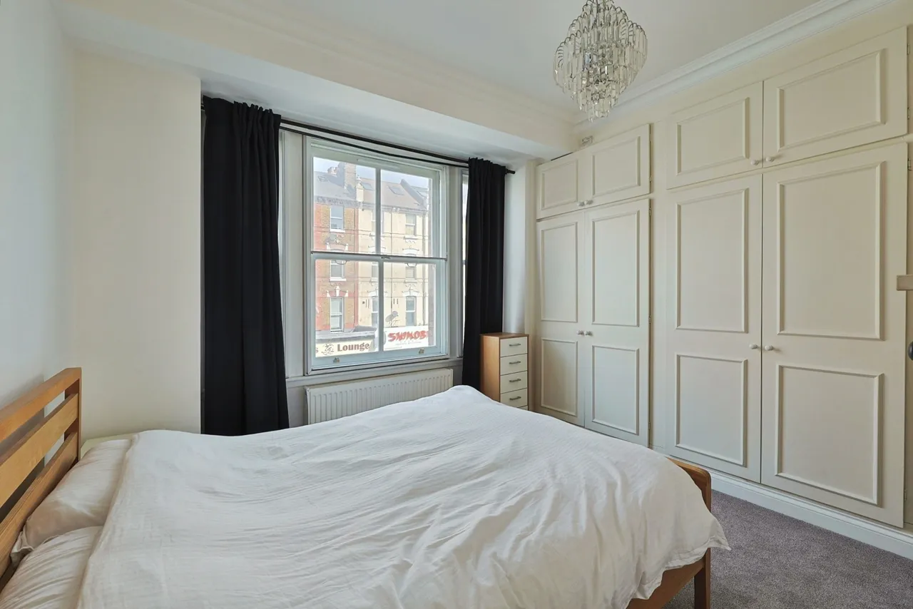 Lavender Hill, Battersea, London, SW11, photo 11
