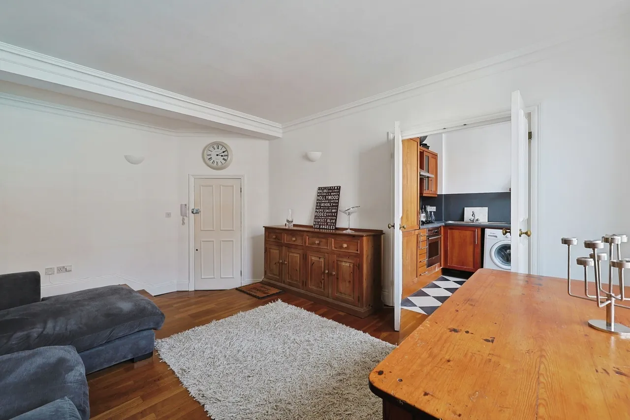 Lavender Hill, Battersea, London, SW11, photo 10