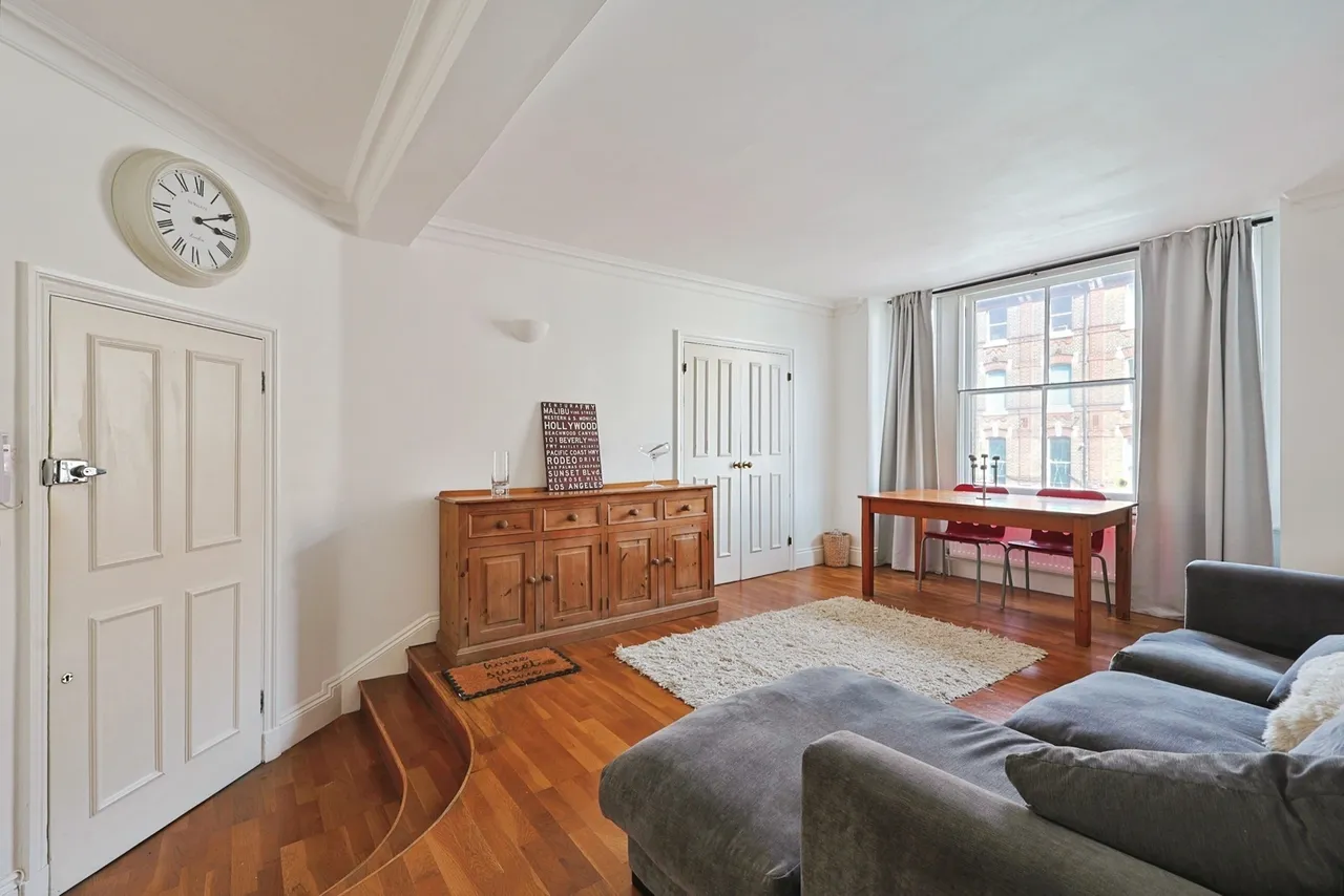 Lavender Hill, Battersea, London, SW11, photo 4
