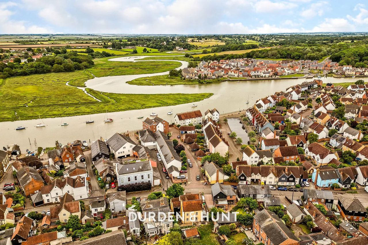 West Street, Wivenhoe, CO7, photo 36