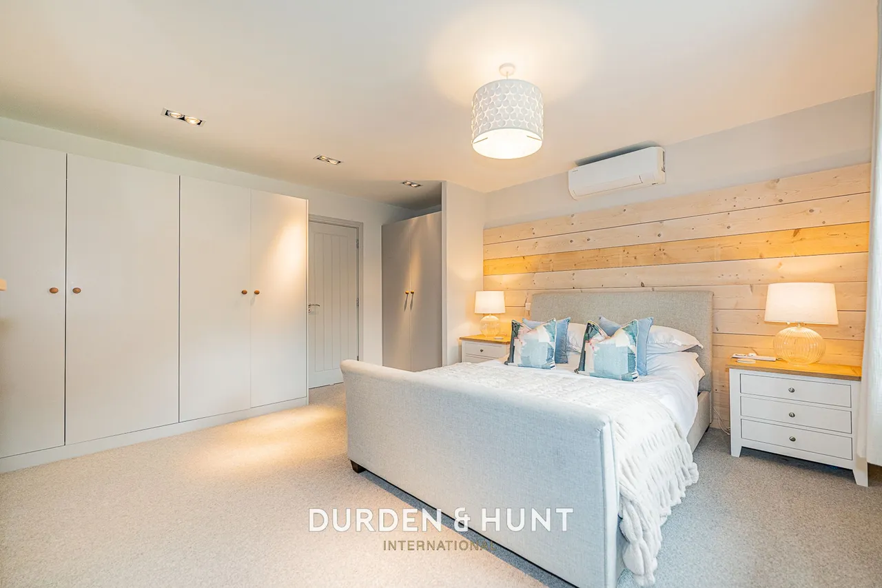 West Street, Wivenhoe, CO7, photo 19