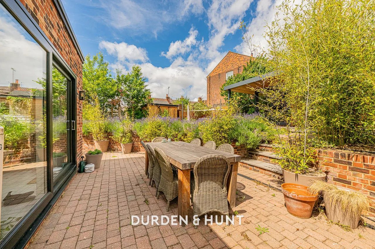 West Street, Wivenhoe, CO7, photo 27