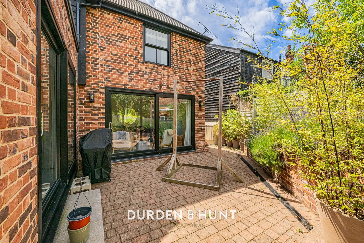 West Street, Wivenhoe, CO7, photo 34