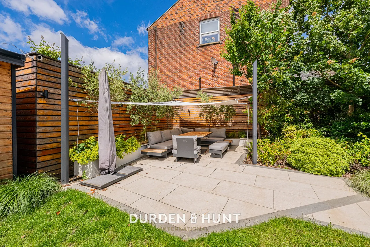 West Street, Wivenhoe, CO7, photo 29