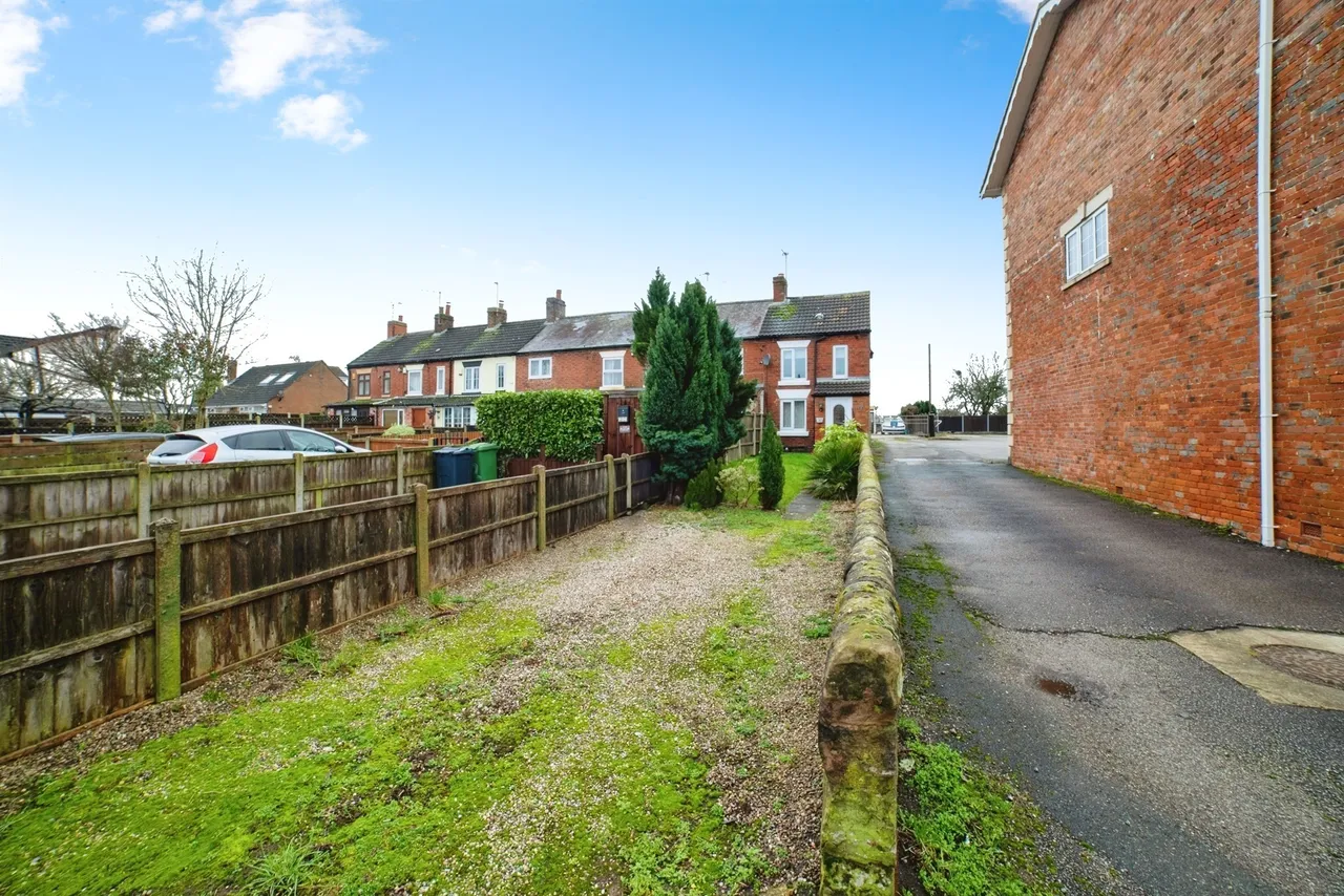 2 bed house for sale, Main Road, Smalley, DE7