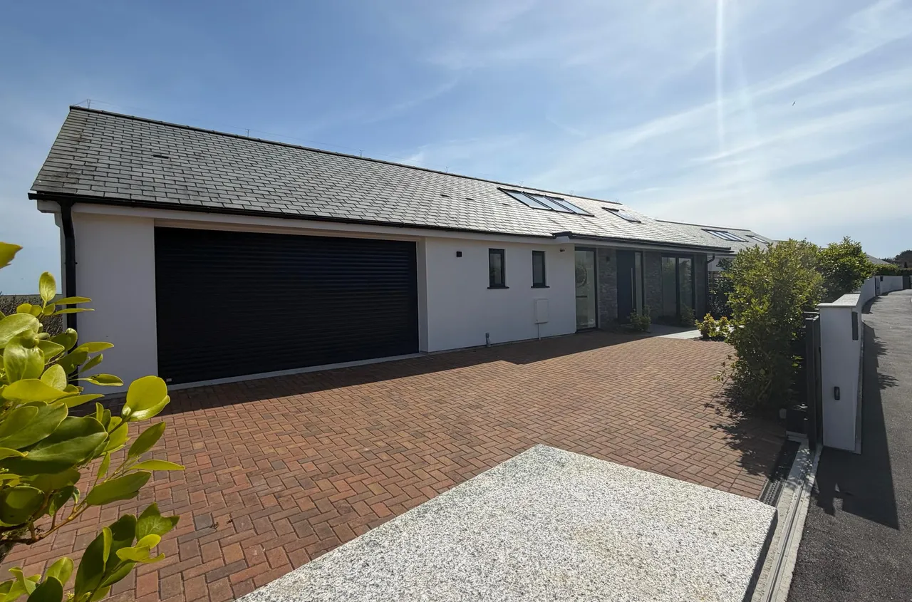 Spinnaker Drive, St Mawes, TR2, photo 28