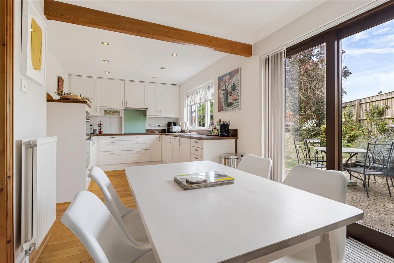 Petersfield Road, Duxford, CB22, photo 2