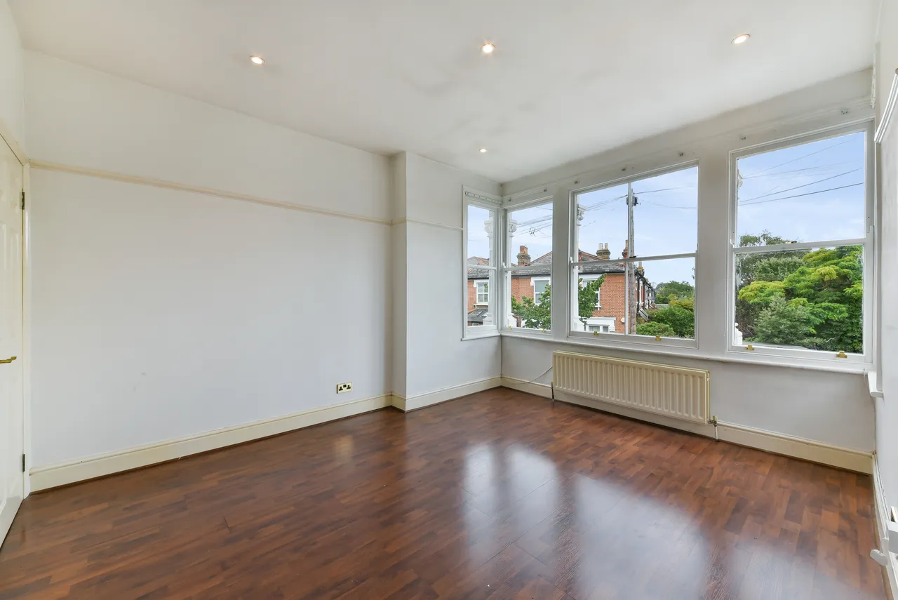 Denton Road, TWICKENHAM, photo 2