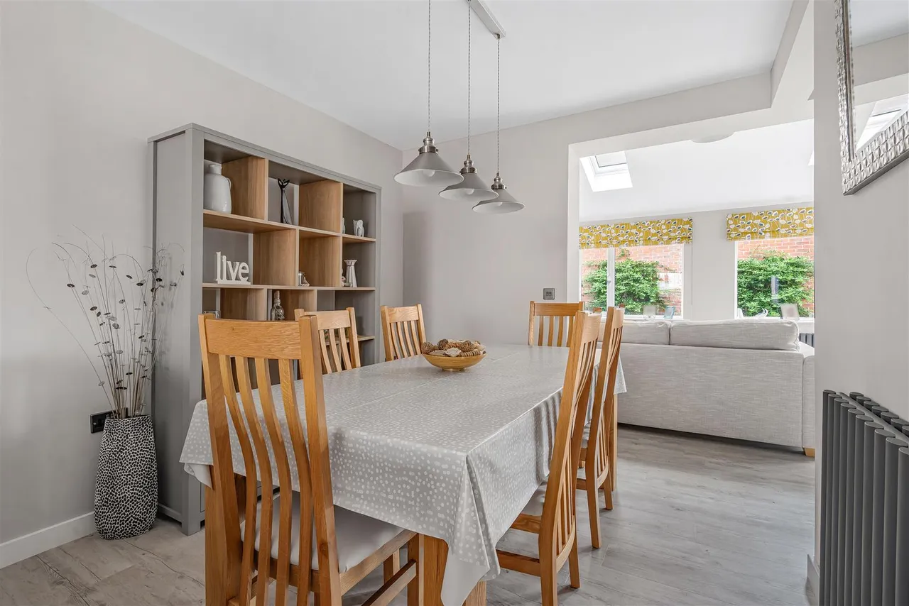 Manor Farm Close, Haverhill, CB9, photo 9