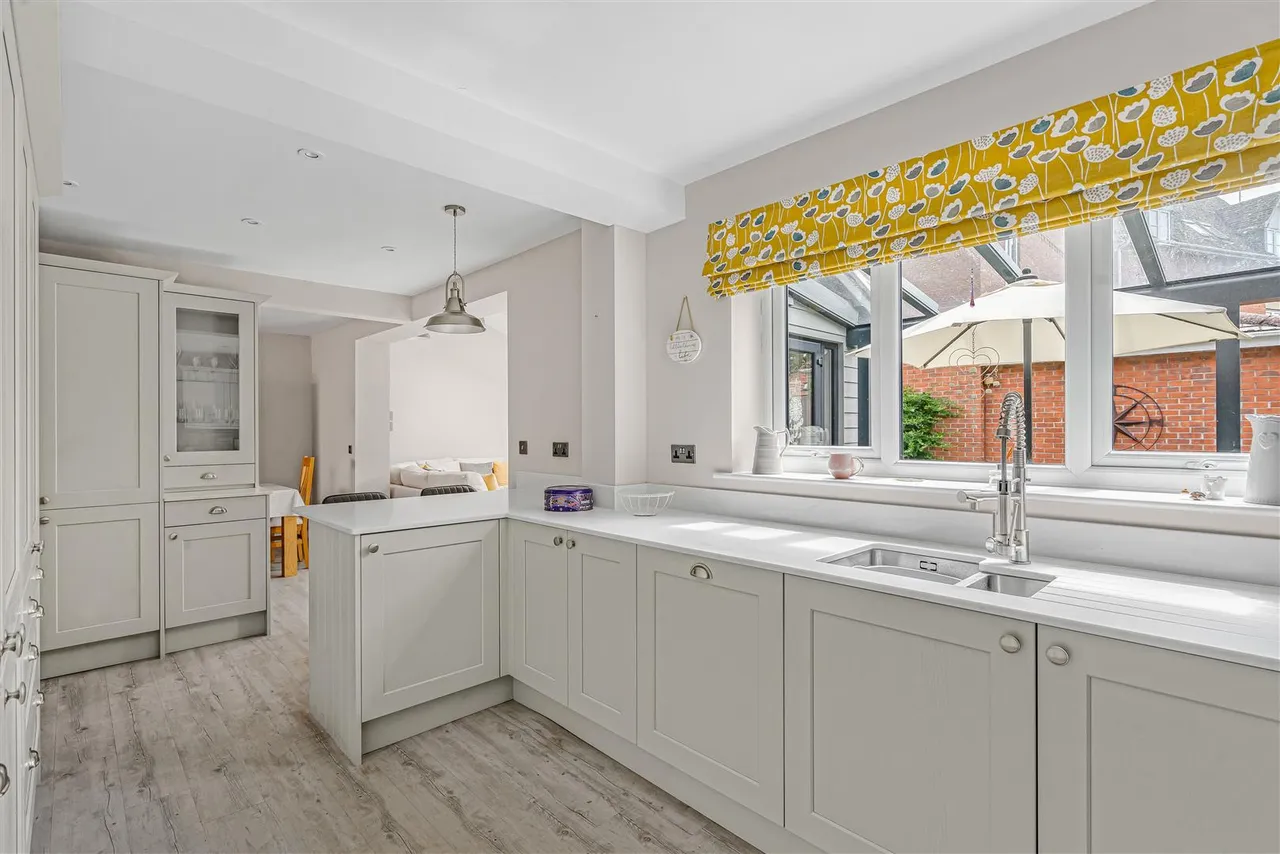 Manor Farm Close, Haverhill, CB9, photo 5